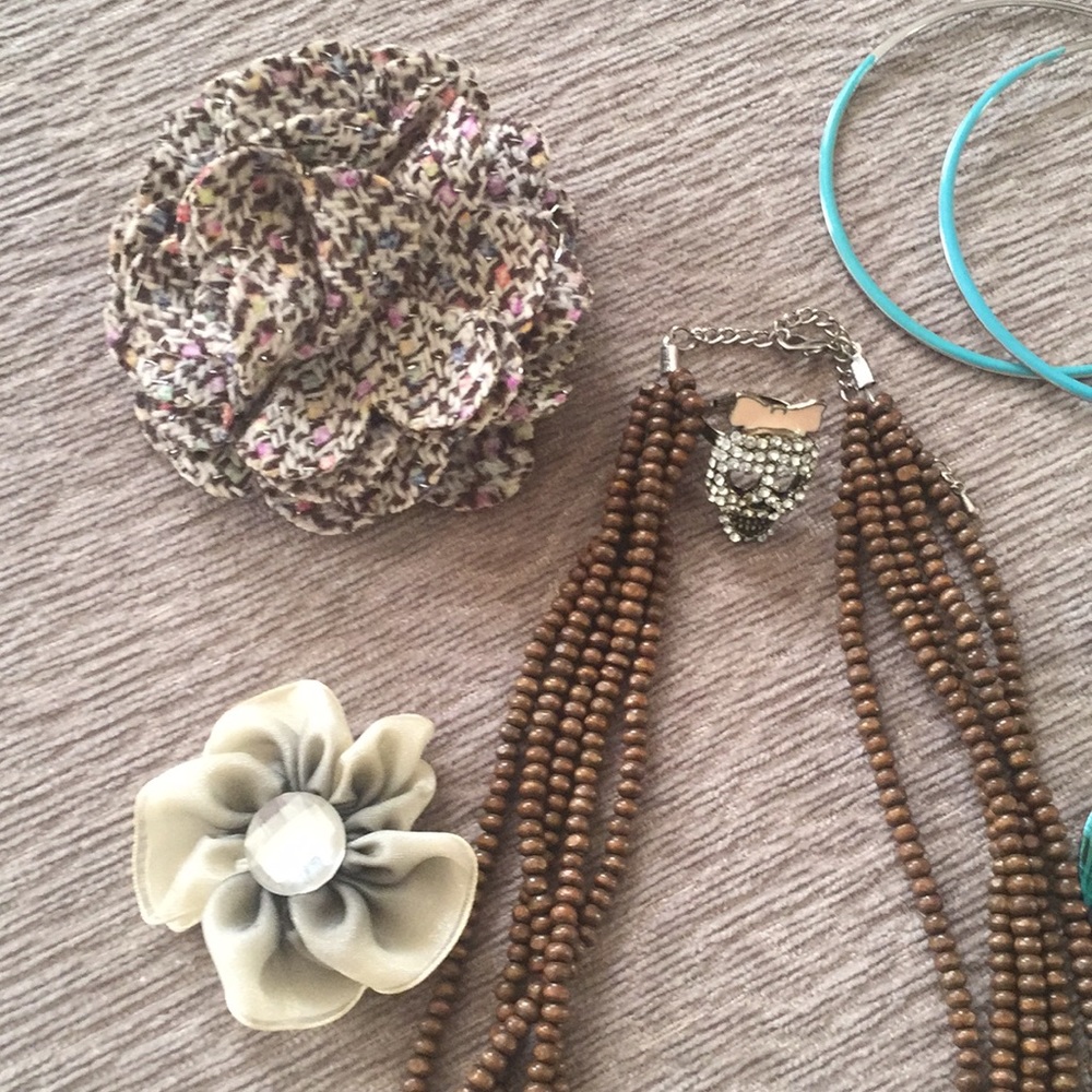 Jewelry bundle - Picture 2 of 4